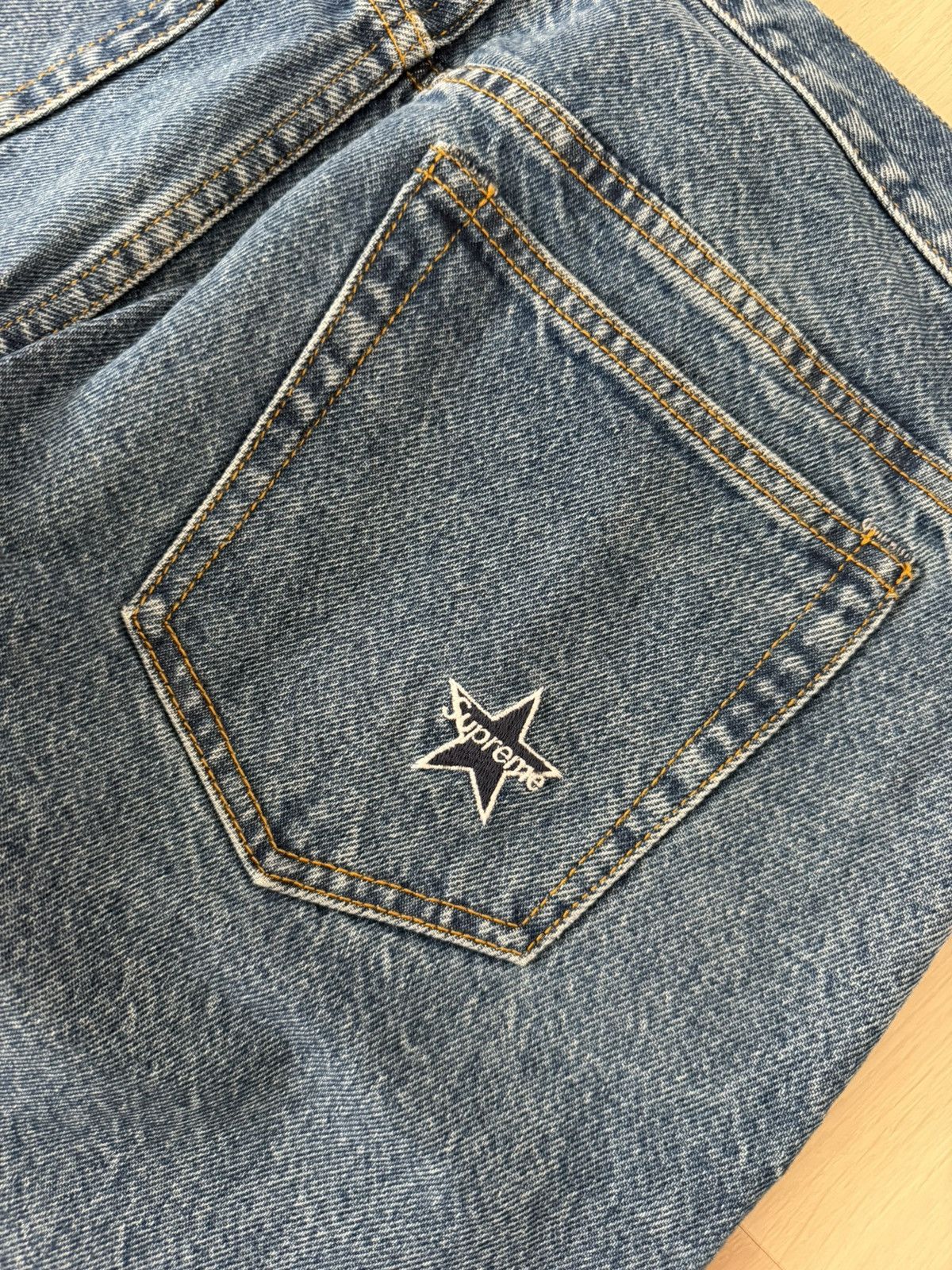 Supreme Supreme FW24 Regular Jean Washed Indigo Size US 32 / EU 48 - 20 Thumbnail
