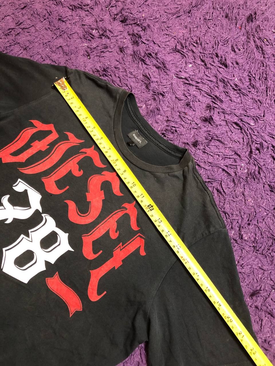 Diesel Vintage Diesel Big Y2K Logo Crew Neck T-Shirt Size S Size US S / EU 44-46 / 1 - 11 Thumbnail