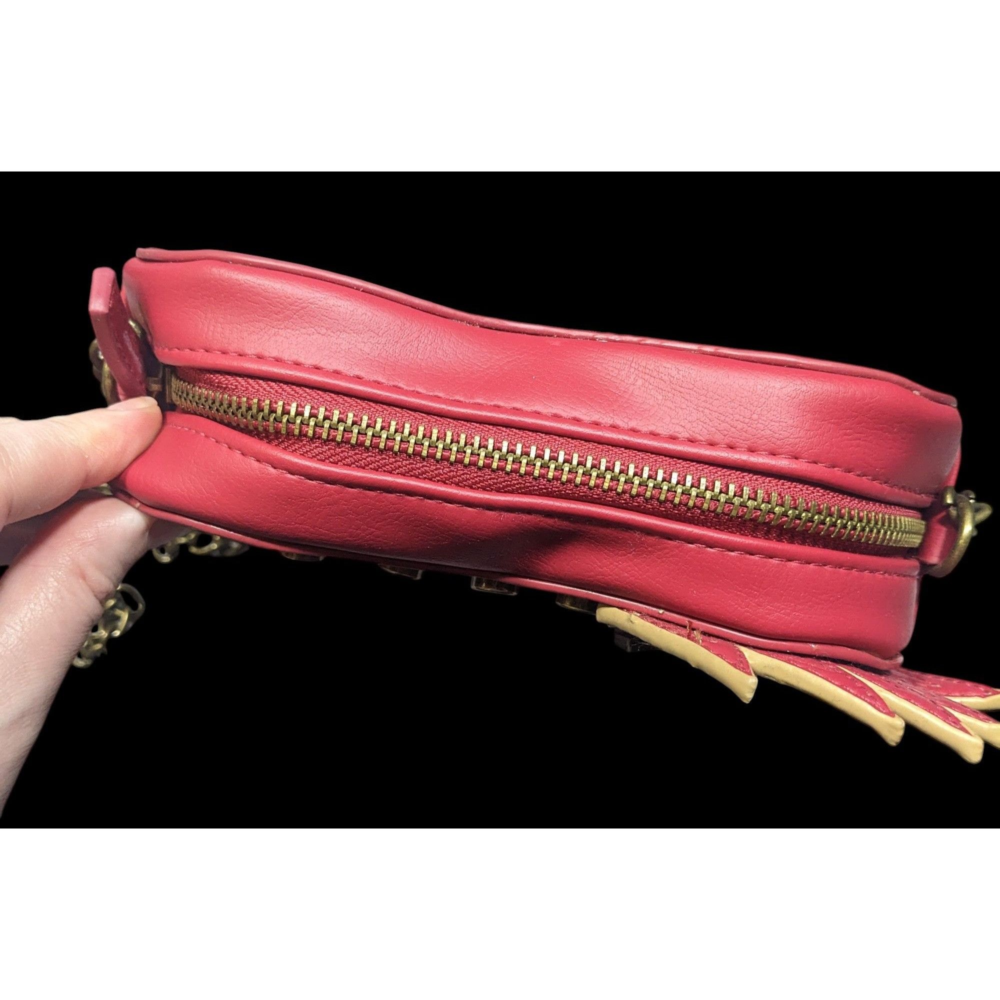 Disney Disney Descendants Evie Heart Crown Purse With Gold Tone Cha Size ONE SIZE - 3 Thumbnail