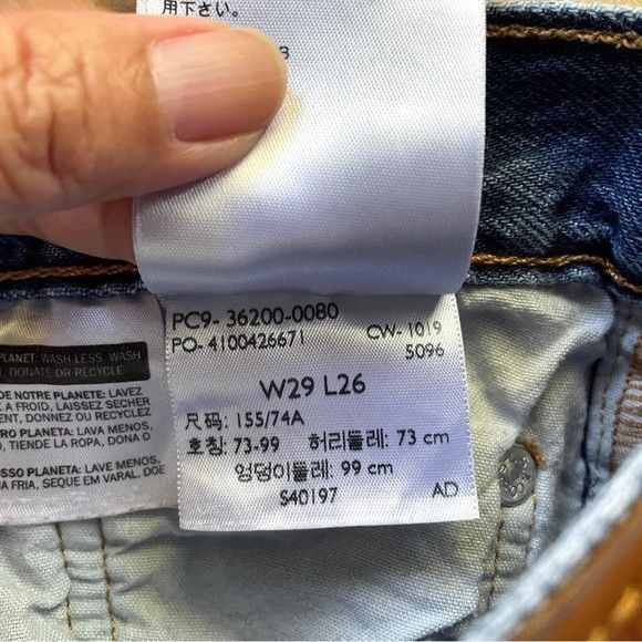 Levi's Levi’s 501 Button Fly Cropped Straight Leg Jeans - 29" Size 29" - 9 Thumbnail