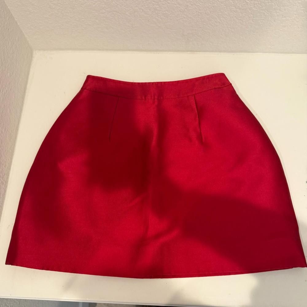 Designer Kate Spade Zooey Red Mini Skirt Silk Blend Size 2 Size 26" / US 2 / IT 38 - 12 Thumbnail