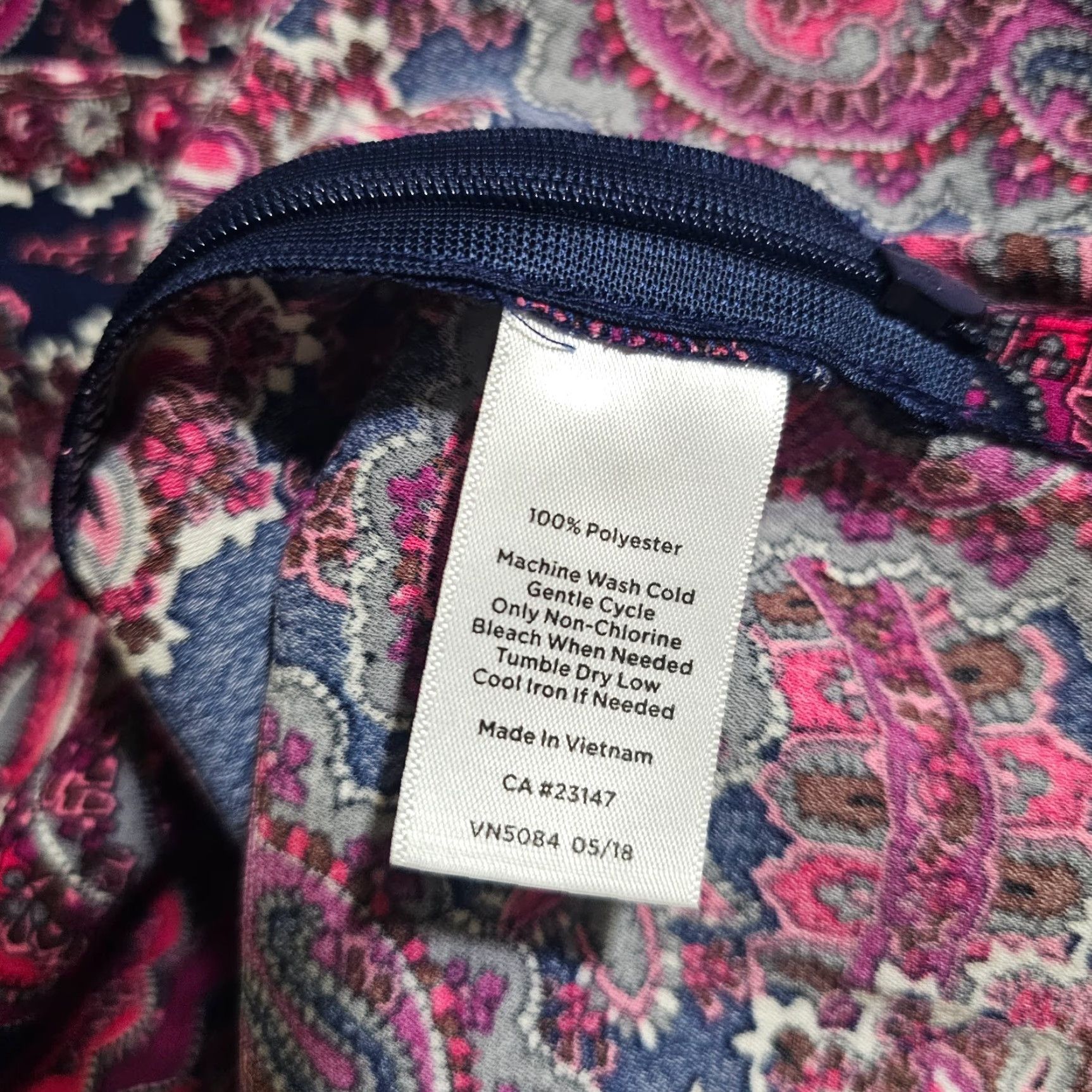 Talbots Talbots Top Shirt Women Large Pink Blue Paisley Bell Sleeve Casual Career Office Shirt Size L / US 10 / IT 46 - 7 Thumbnail