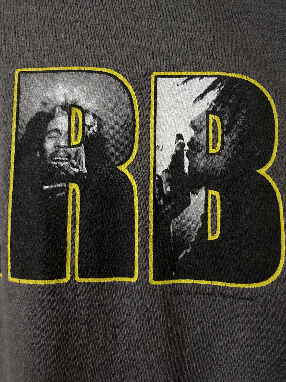 Vintage Vintage 2004 Bob Marley Herb Tshirt Size US L / EU 52-54 / 3 - 4 Thumbnail