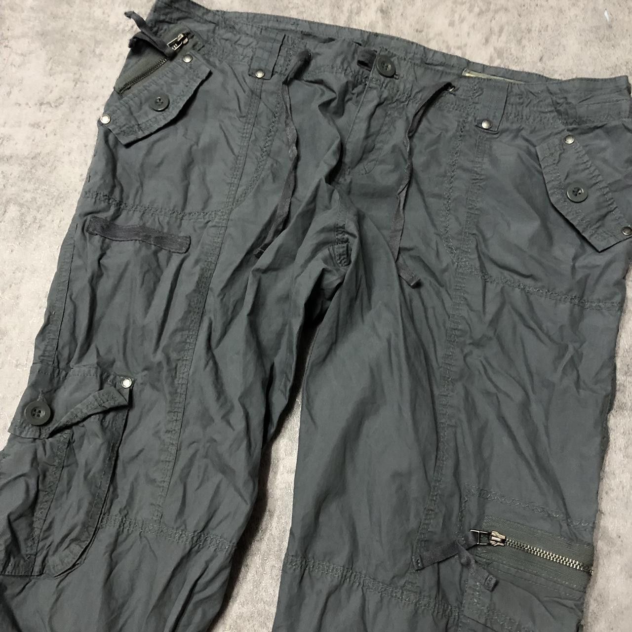 Other 34?? Black Elane Earth cargo pants with adjustable waist Size US 34 / EU 50 - 2 Thumbnail