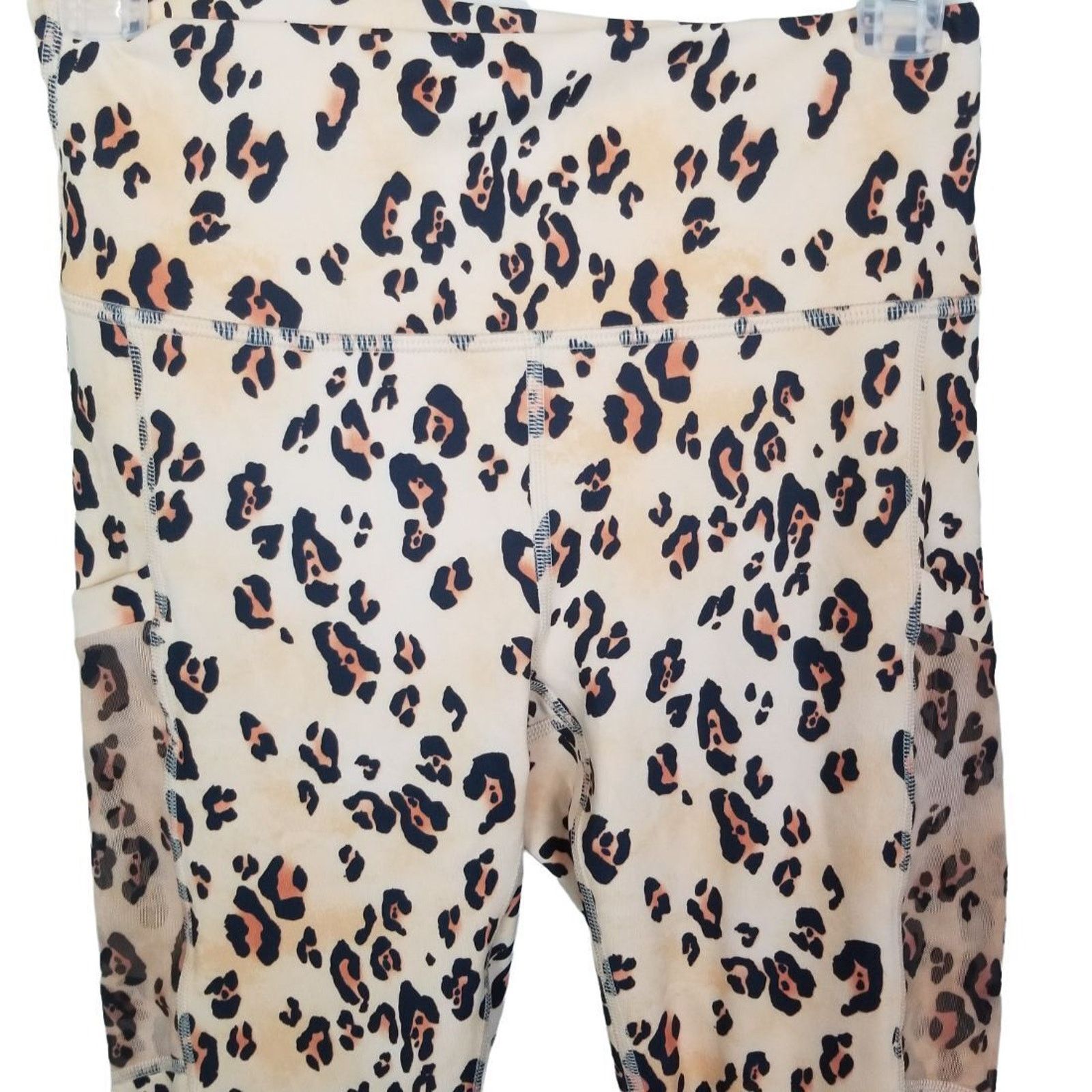 Fabletics Fabletics On-The-Go Powerhold High Waist Leggings Leopard Size 25" / US 0 / IT 36 - 3 Thumbnail