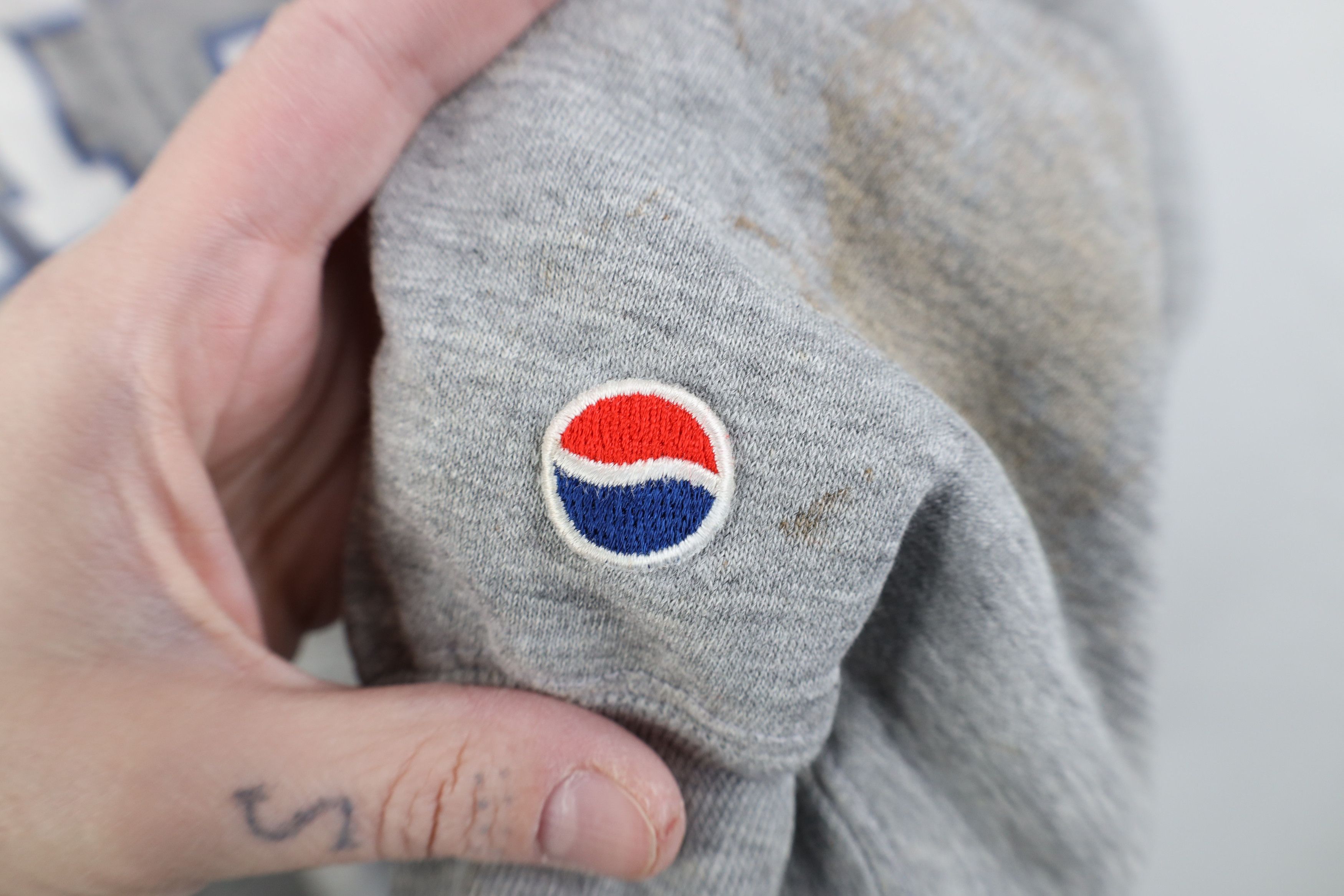 Vintage Vintage 90s Pepsi Co Spell Out Cropped Boxy Fit Hoodie Gray Size XL / US 12-14 / IT 48-50 - 7 Thumbnail