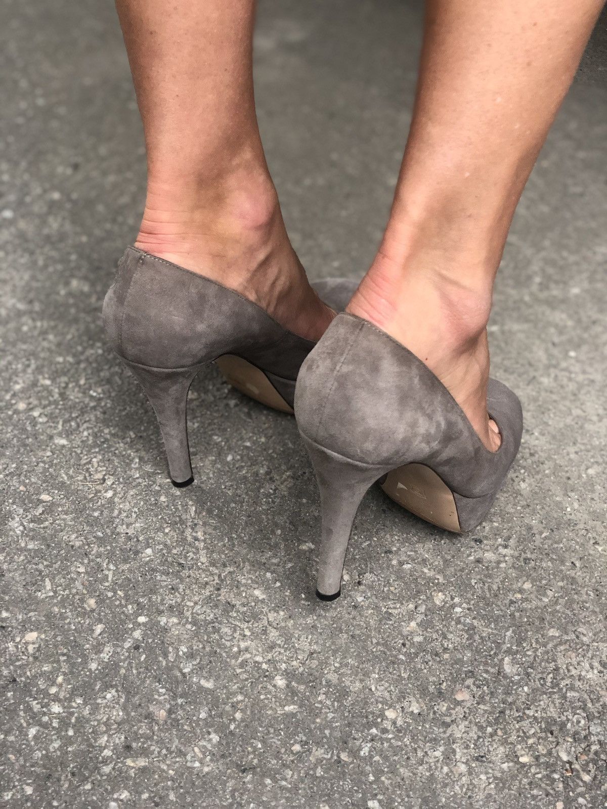 Gianvito Rossi Gianvito Rossi Women's Taupe Suede Heels Size US 8 / IT 38 - 3 Thumbnail