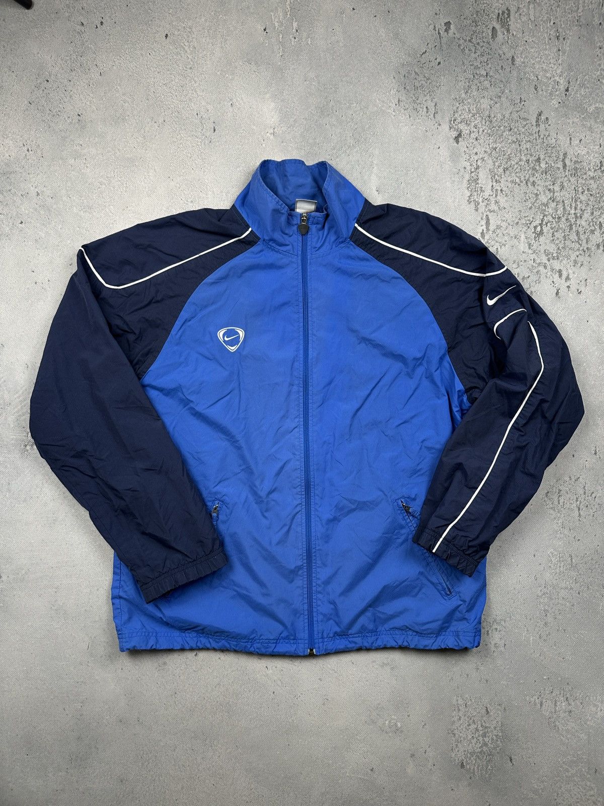 Nike Vintage Nike Blue Navy Track Jacket Full Zip Mesh Lining 90s Size US L / EU 52-54 / 3 - 1 Thumbnail