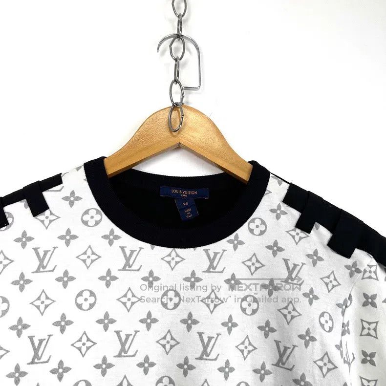 Louis Vuitton Louis Vuitton Shoulder decoration presbyopic full logo sho Size US XS / EU 42 / 0 - 3 Thumbnail