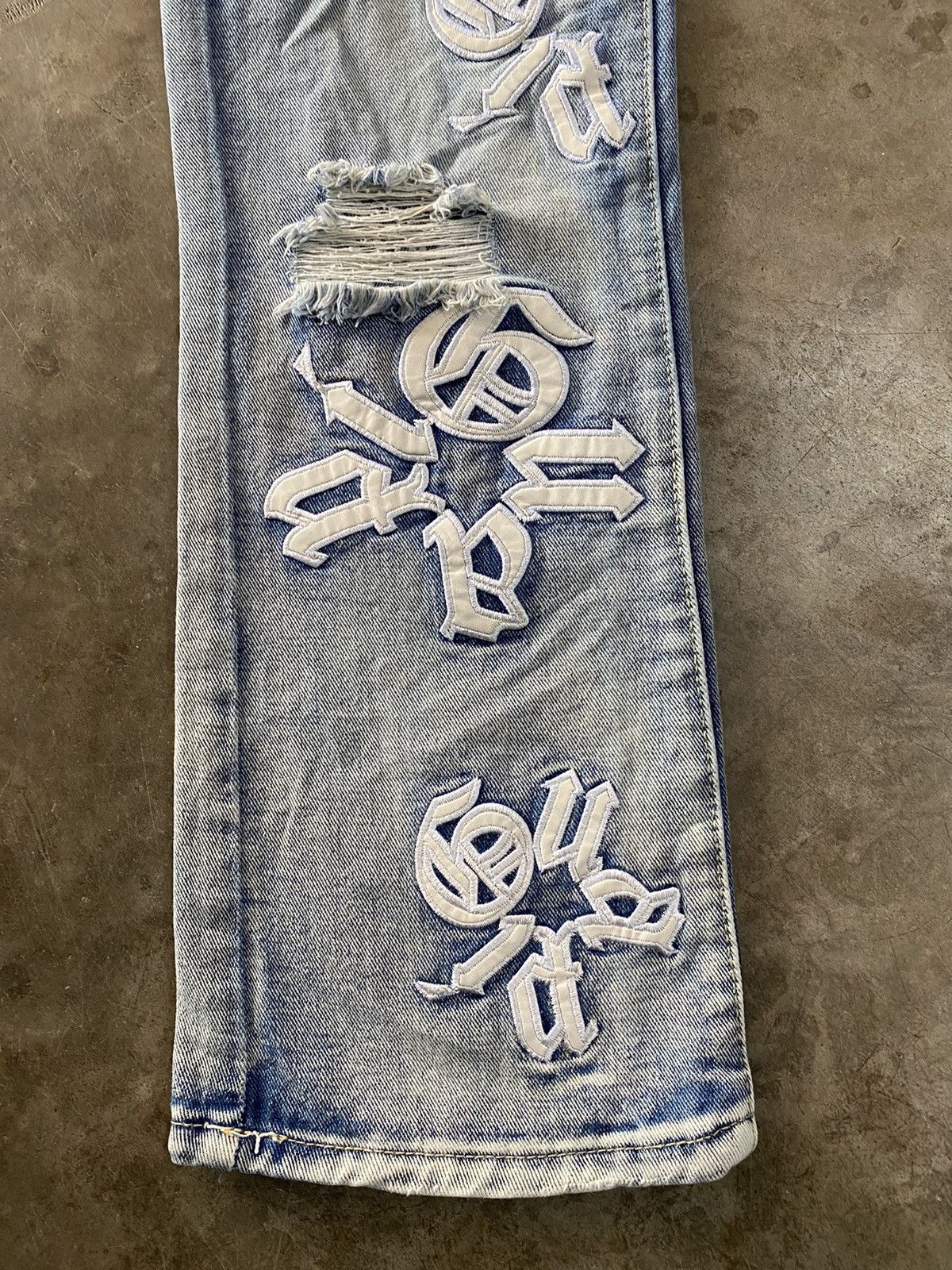 Japanese Brand Y2k Letter Embroidery Street Style Ripped Denim Pants Size US 30 / EU 46 - 4 Thumbnail