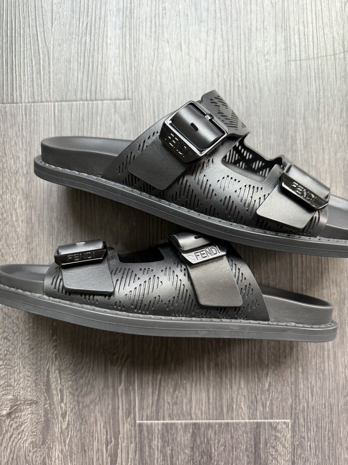 Fendi Fendi Nero Leather Logo Sandals Size US 8 / EU 41 - 4 Thumbnail