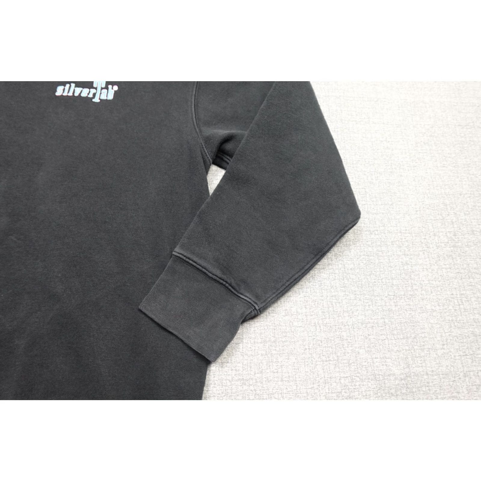 Levi's Levi's Sweatshirt Mens M Black Crewneck Fleece Heavyweight Classic Pullover Cotton Stretch Modern Preppy Season: Fall, Winter, Spring, Summer Size US M / EU 48-50 / 2 - 2 Thumbnail