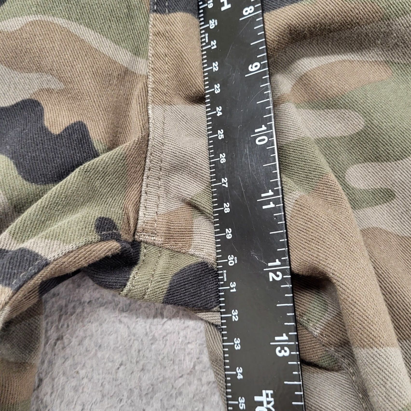 Vintage Time And Tru Jegging Womens Size L (12×14) Pants High-Rise Stretch Camo Pull-On Size 36" / US 14 / IT 50 - 4 Thumbnail