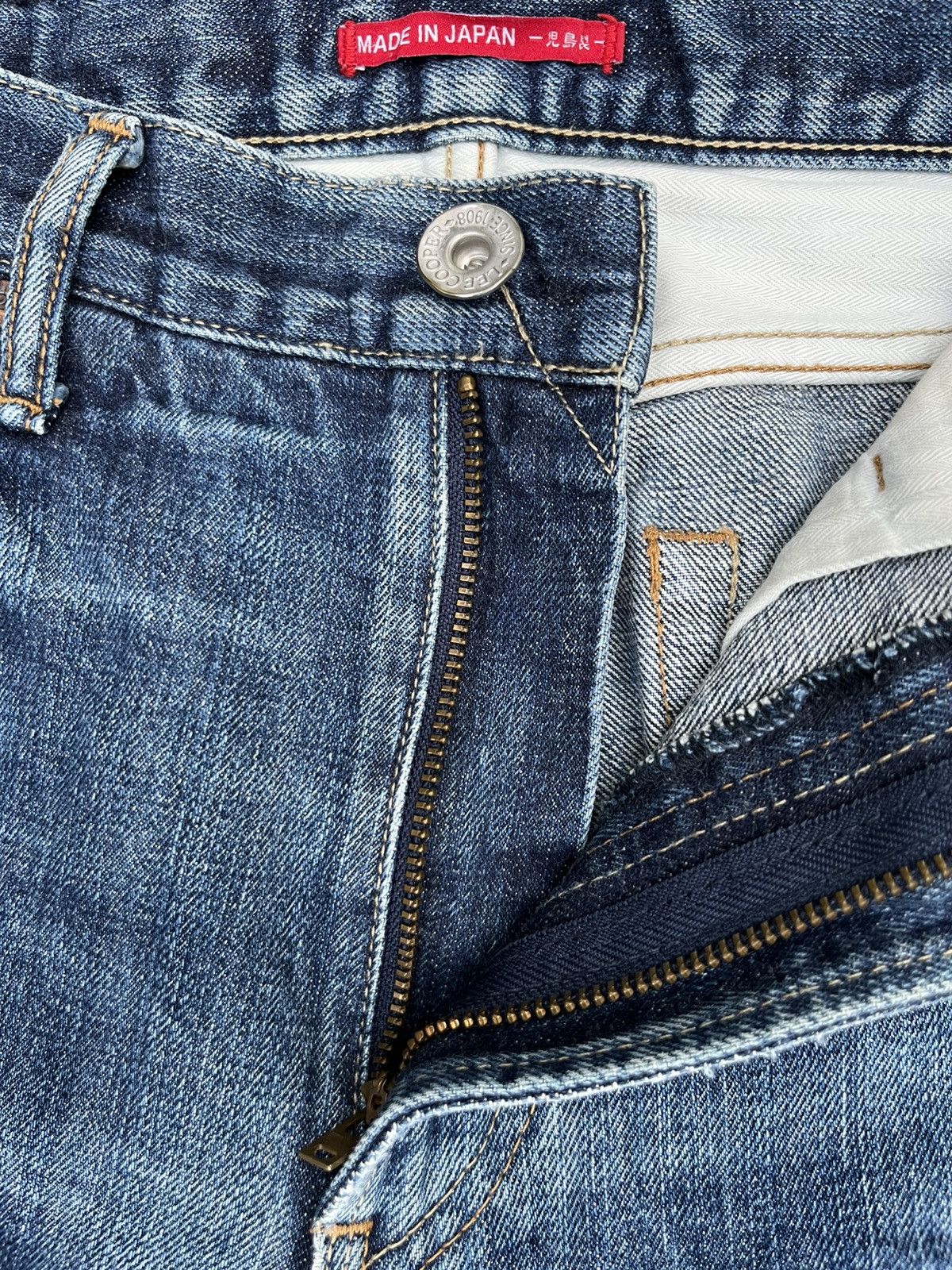 Lee Vintage Lee Cooper Distressed Selvedge Jeans - Made in Japan Size US 30 / EU 46 - 22 Thumbnail