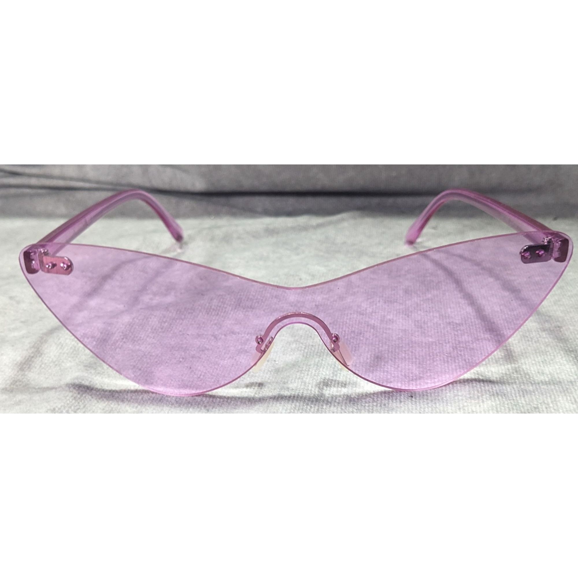 Other Funky Cateye Translucent Purple Fashion Sunglasses Size ONE SIZE - 1 Thumbnail