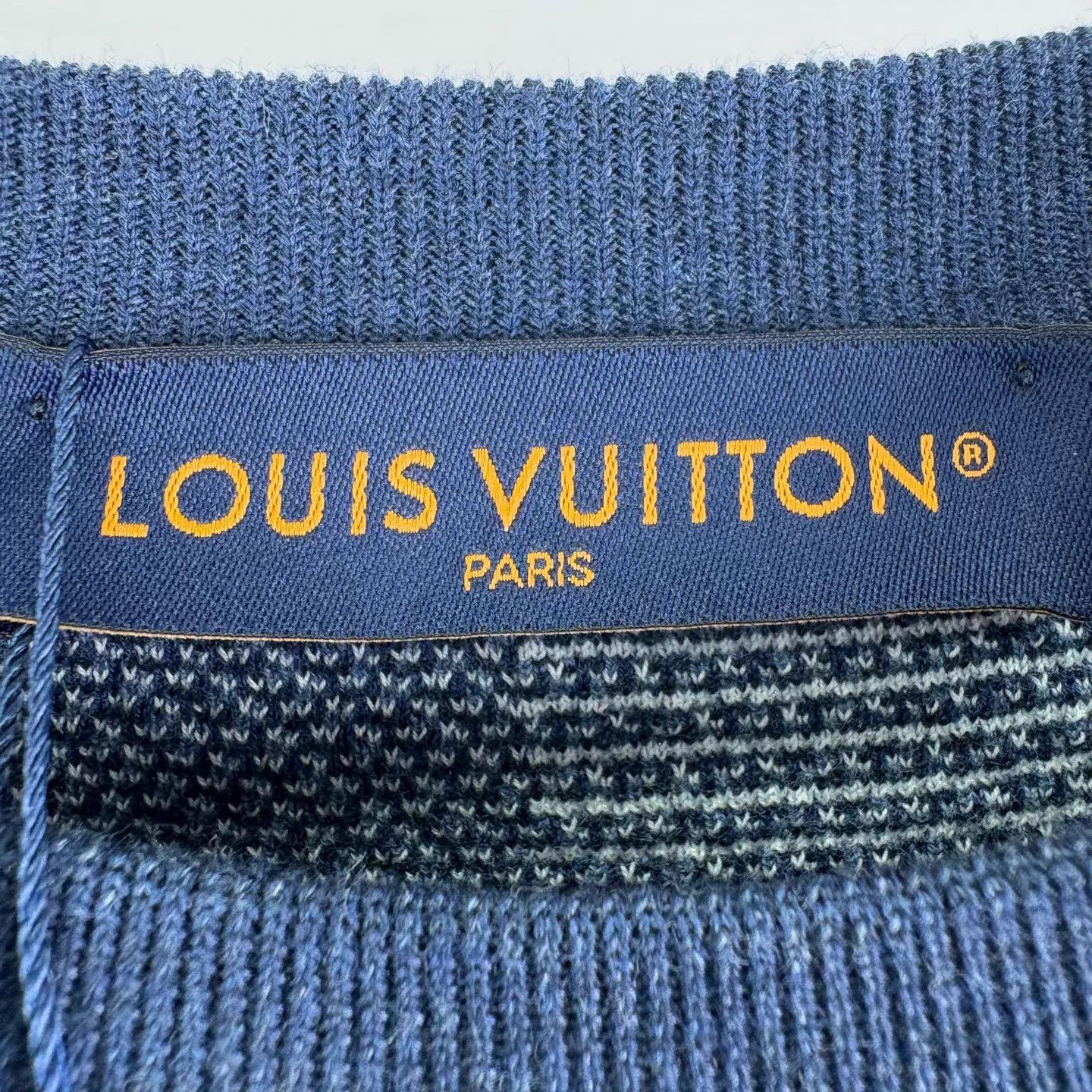 Louis Vuitton Louis Vuitton Blue Damier Short Sleeve Knit M Size US M / EU 48-50 / 2 - 5 Thumbnail