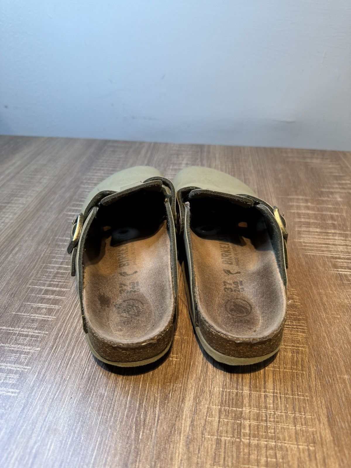 Birkenstock Birkenstock Boston Clogs Oiled Leather Women’s Size 6 Green Size US 6 / IT 36 - 4 Thumbnail