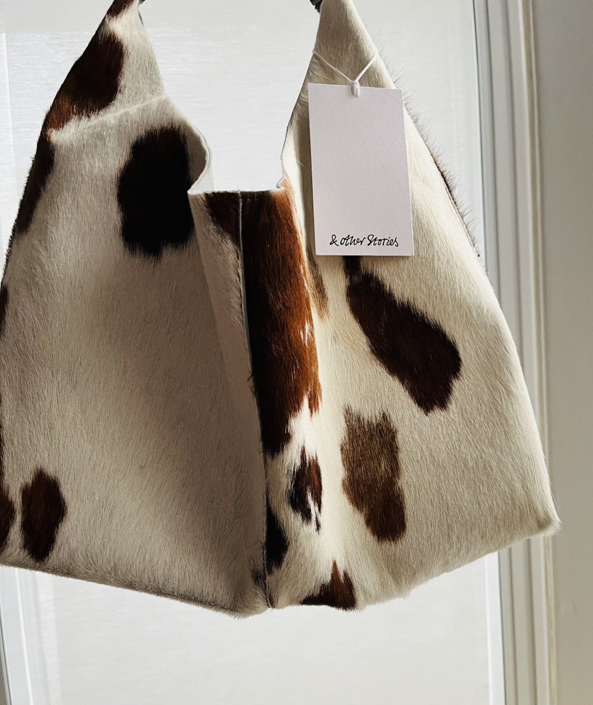 & Other Stories Cowhide cowprint all leather bag Size ONE SIZE - 9 Thumbnail