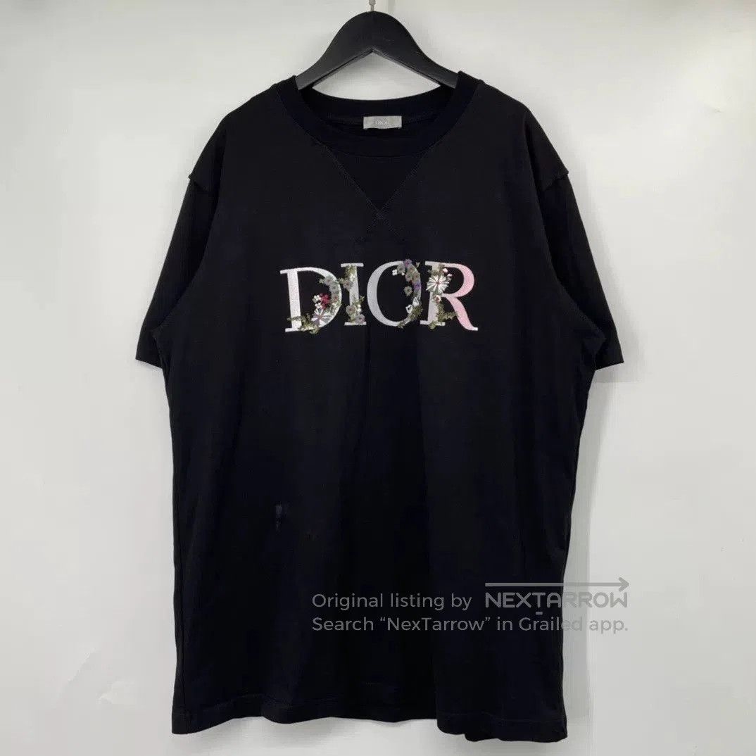 Dior Floral Embroidery Short Sleeve T-Shirt.