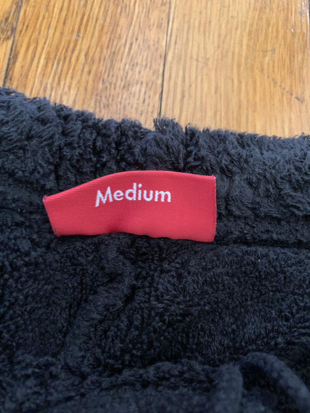 Supreme Supreme Terry Logo Shorts Black Size US 32 / EU 48 - 3 Thumbnail