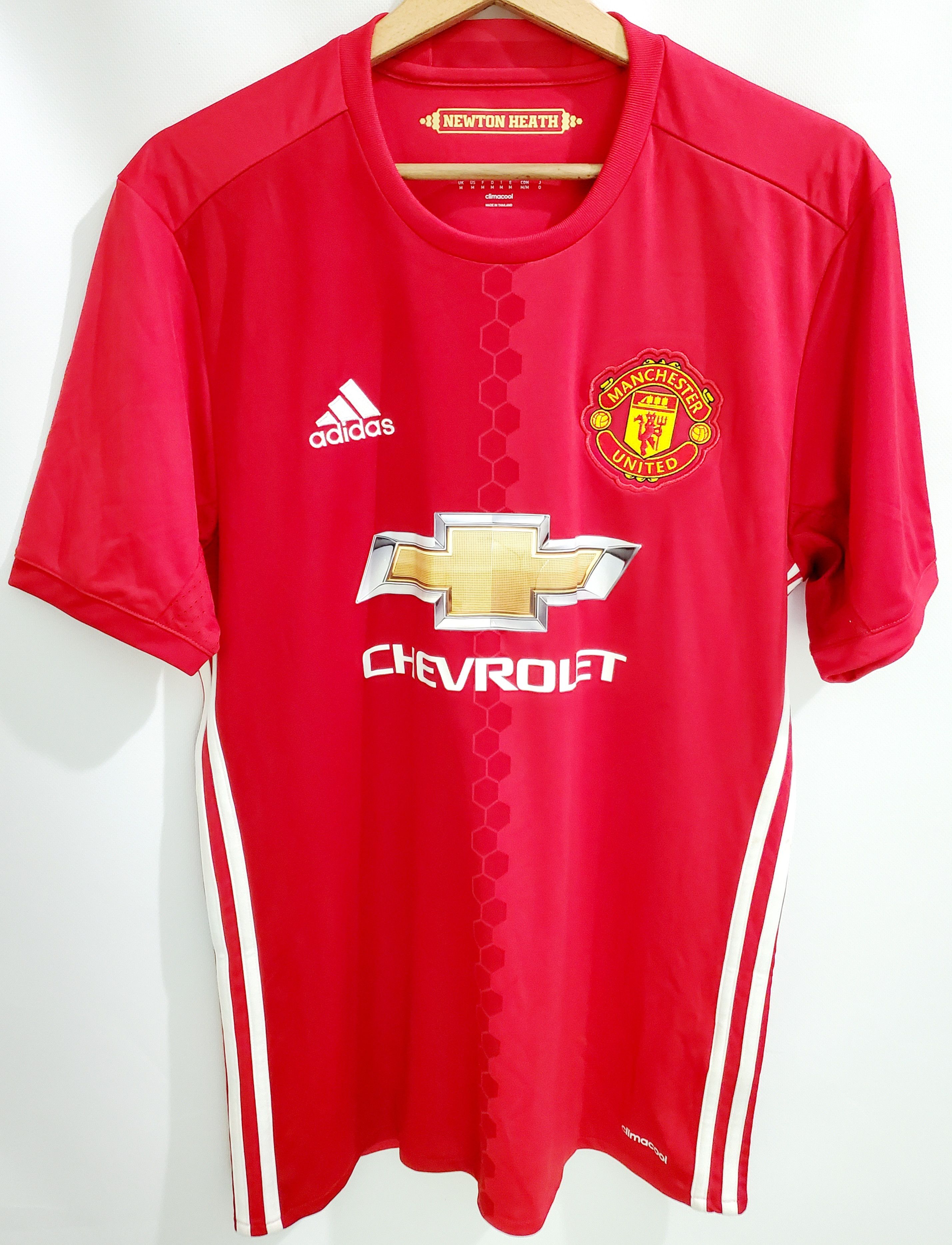 Adidas MANCHESTER UNITED 2016/2017 JERSEY perfect condition M Size US M / EU 48-50 / 2 - 1 Thumbnail