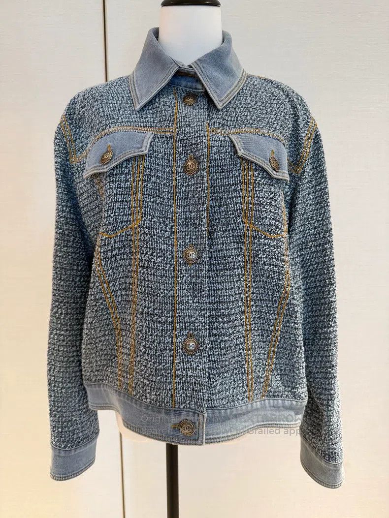 Chanel Chanel 18P blue denim braided jacket Size XS / US 0-2 / IT 36-38 - 1 Thumbnail