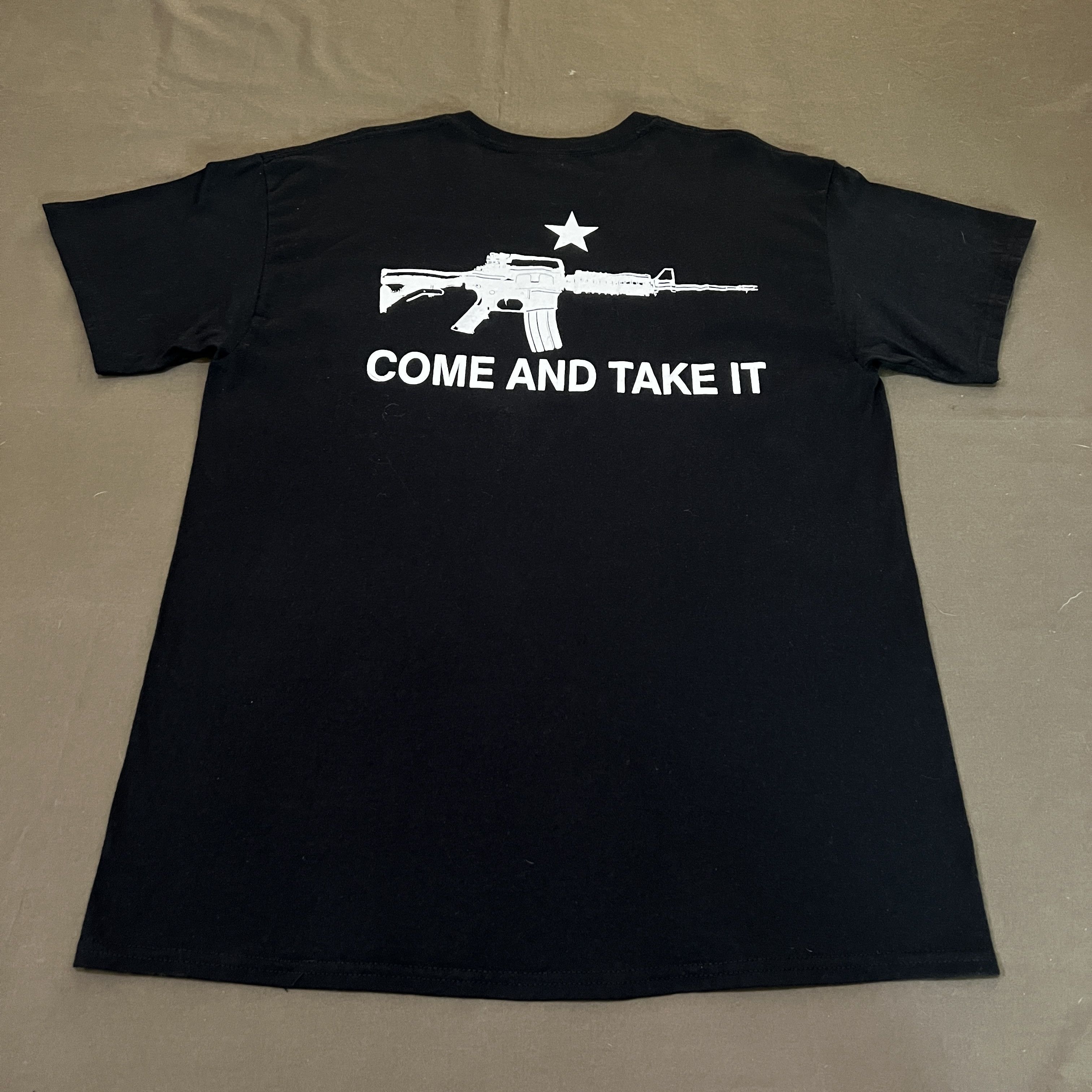 Gildan AR-15–style rifle Gun Come and Take It’ Promo Tee Size US L / EU 52-54 / 3 - 2 Thumbnail