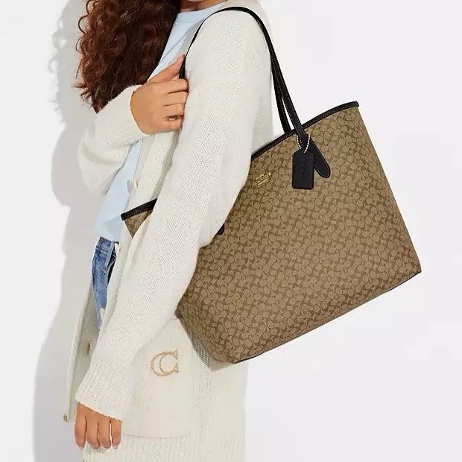Coach NWT Coach CJ942 City Tote Khaki Brown Black Leather Bag Size ONE SIZE - 7 Thumbnail
