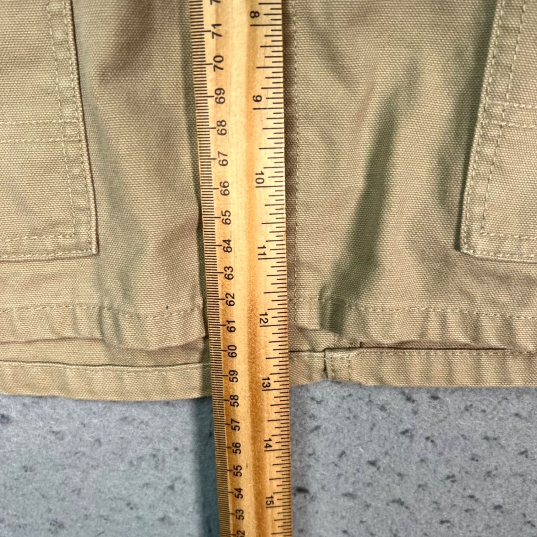 Aritzia Aritzia Skirt Womens 10 Khaki Cotton Mini w/ Pockets Adjustable Waist Vintage? No (Note: Original title did not indicate vintage) Size 32" / US 10 / IT 46 - 6 Thumbnail