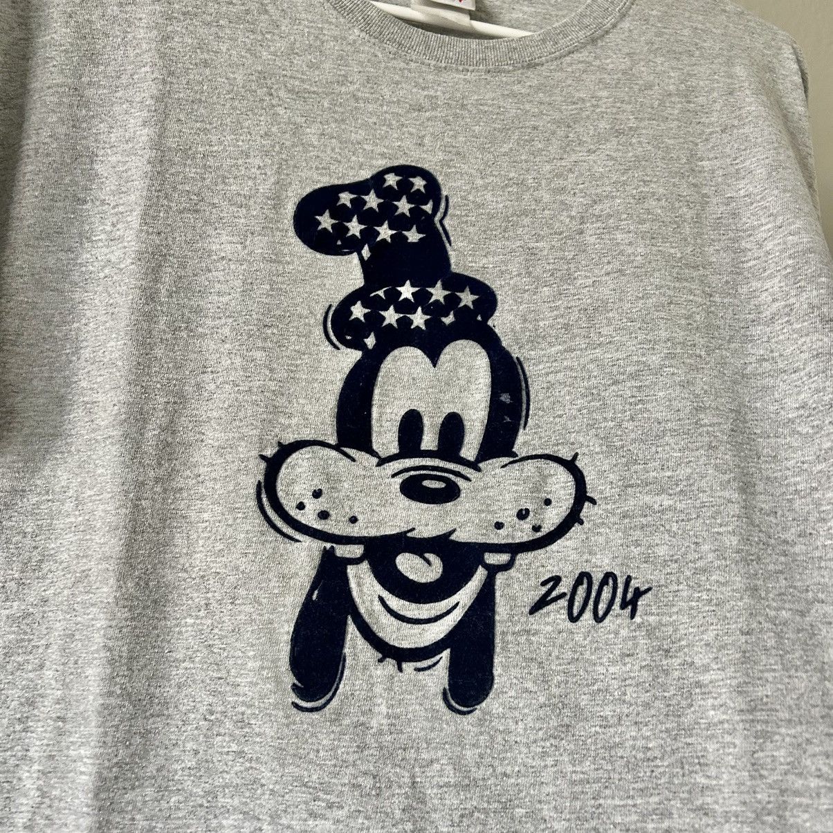 Mickey Mouse × Vintage Vintage 2004 Goofy Disney T-Shirt Men’s XL Size US XL / EU 56 / 4 - 2 Thumbnail