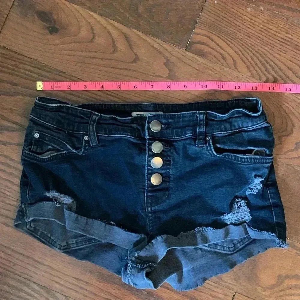 Designer Stylish High-Waisted Denim Shorts Size 27" / US 4 / IT 40 - 1 Thumbnail