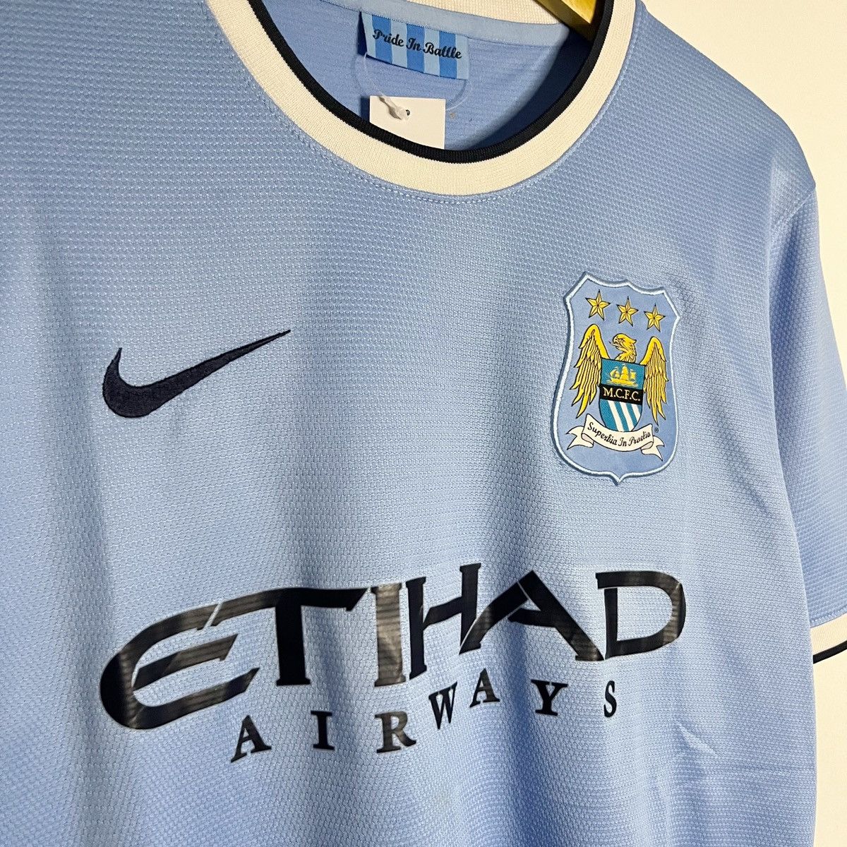 Nike Manchester city 2013/14 Home jersey EPL Champion season Size US M / EU 48-50 / 2 - 6 Thumbnail