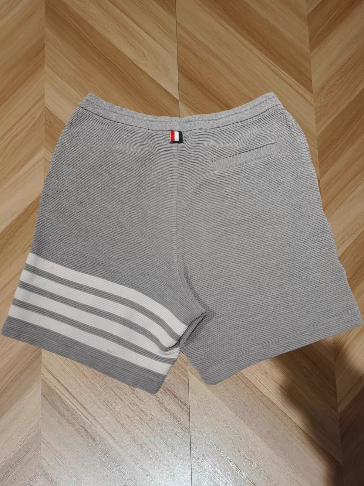 Thom Browne Thom Browne Classic Short size1 Size 26" / US 2 / IT 38 - 2 Thumbnail