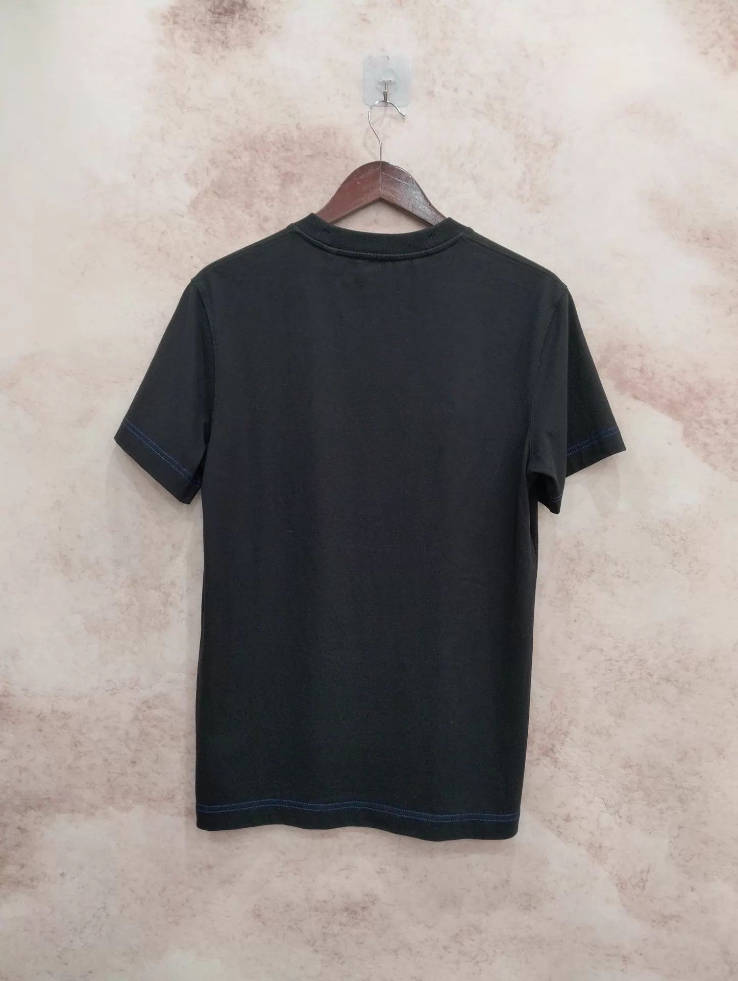 Burberry BURBERRY Black Crew Neck Short Sleeve Tee S Size S / US 4 / IT 40 - 2 Thumbnail