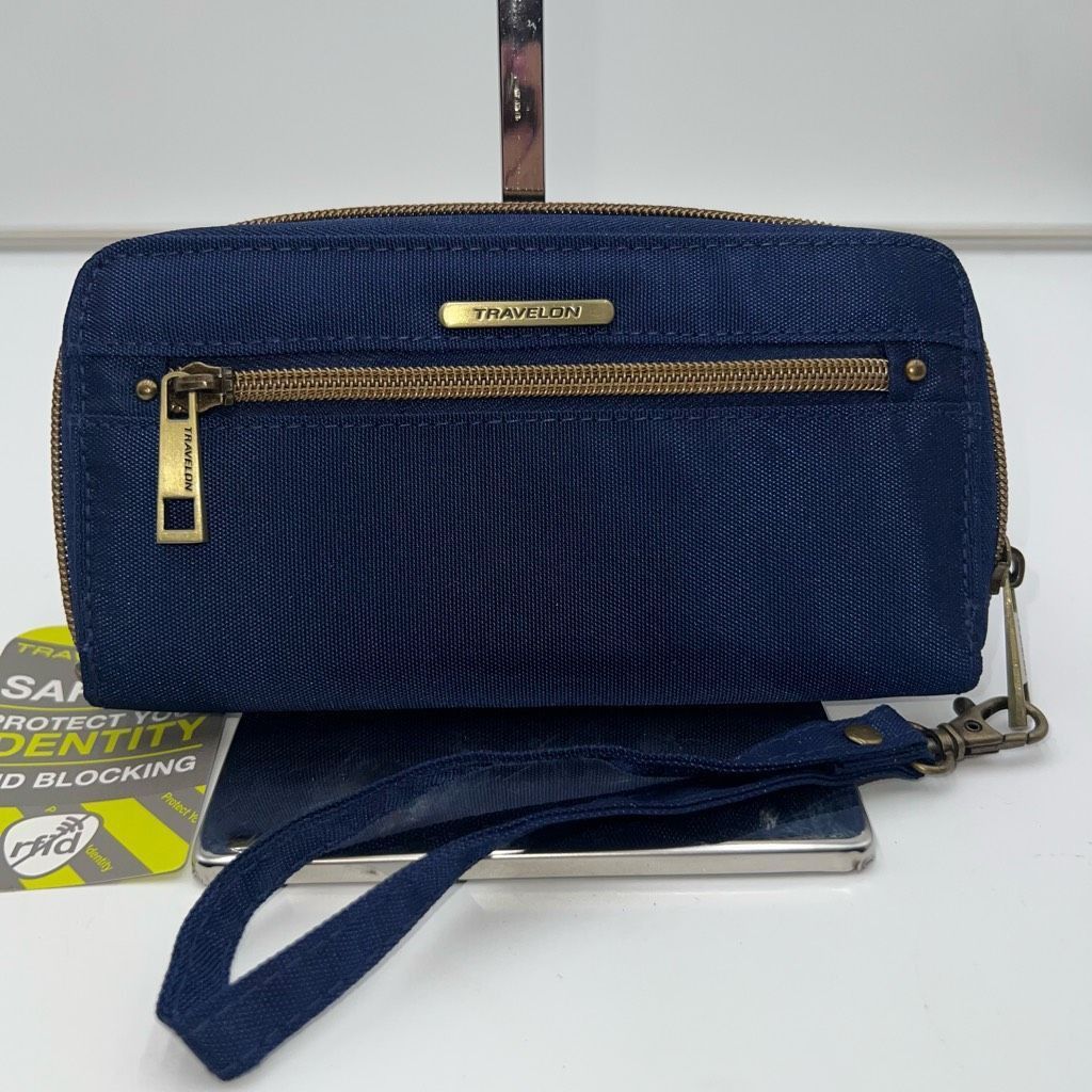 Other Travelon RFID Long Wallet With Wristlet Size ONE SIZE - 1 Thumbnail