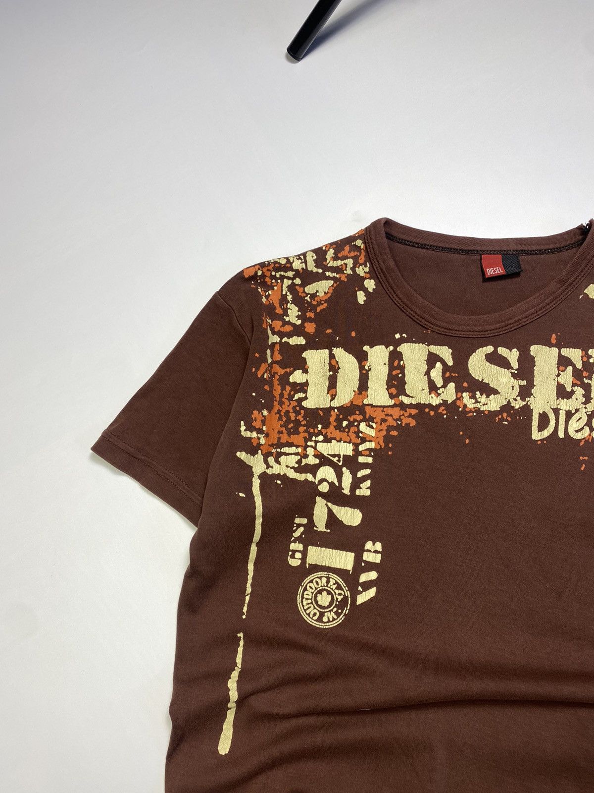 Diesel × Vintage Diesel Big Logo Print Brown Hype T-Shirt Y2K Vintage Size US S / EU 44-46 / 1 - 2 Thumbnail