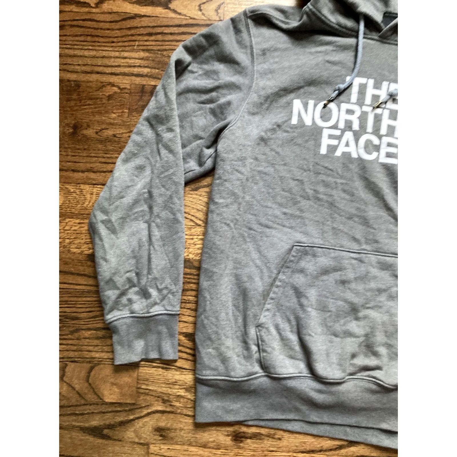 The North Face The North Face Hoodie Mens Size Large Logo Sweatshirt Gray Spell Out Size US L / EU 52-54 / 3 - 2 Thumbnail