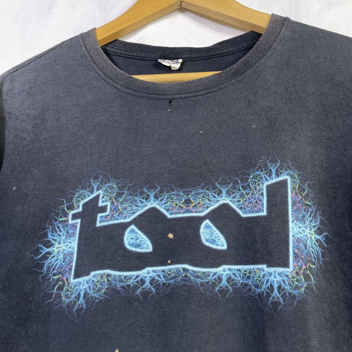 Band Tees × Vintage Vintage Tool Lateralus Distressed Fades Tshirt Size US L / EU 52-54 / 3 - 4 Thumbnail