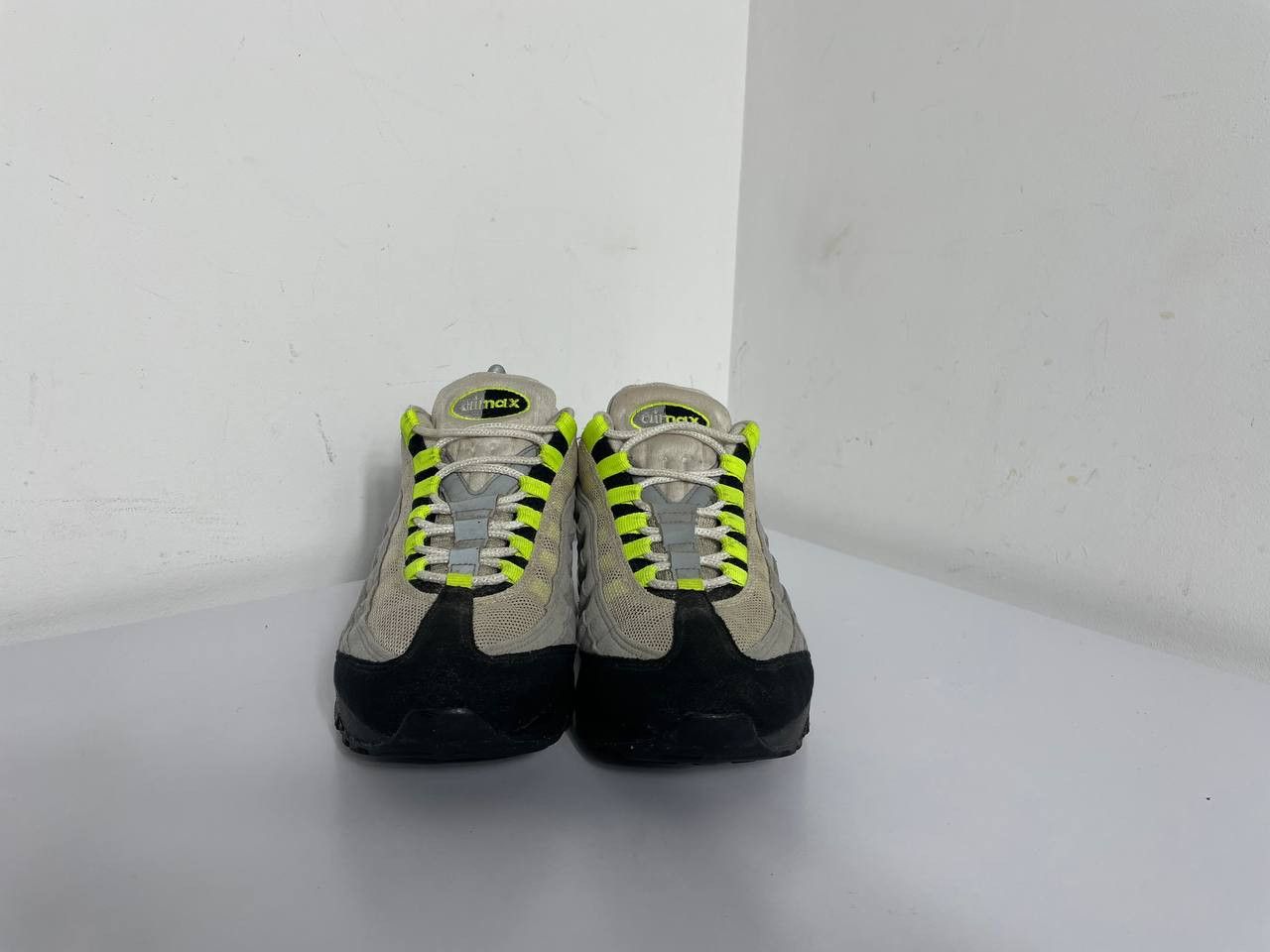 Nike Nike Air Max 95 OG Neon 2009 Size US 7 / EU 40 - 4 Thumbnail
