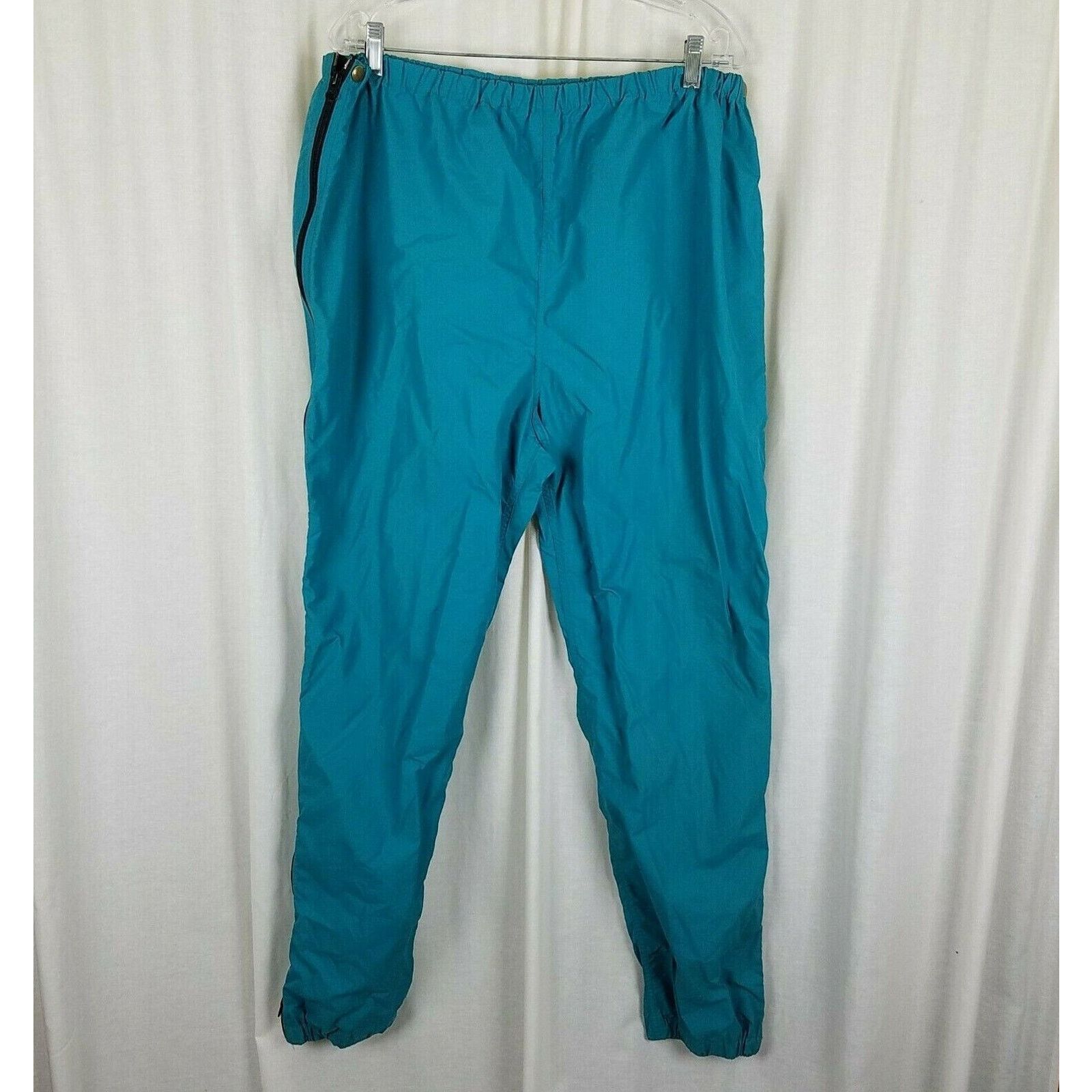Woolrich Woolen Mills Vtg Woolrich Nylon Zip Off Legs Windbreaker Pants Sz XL USA Size US 36 / EU 52 - 1 Thumbnail