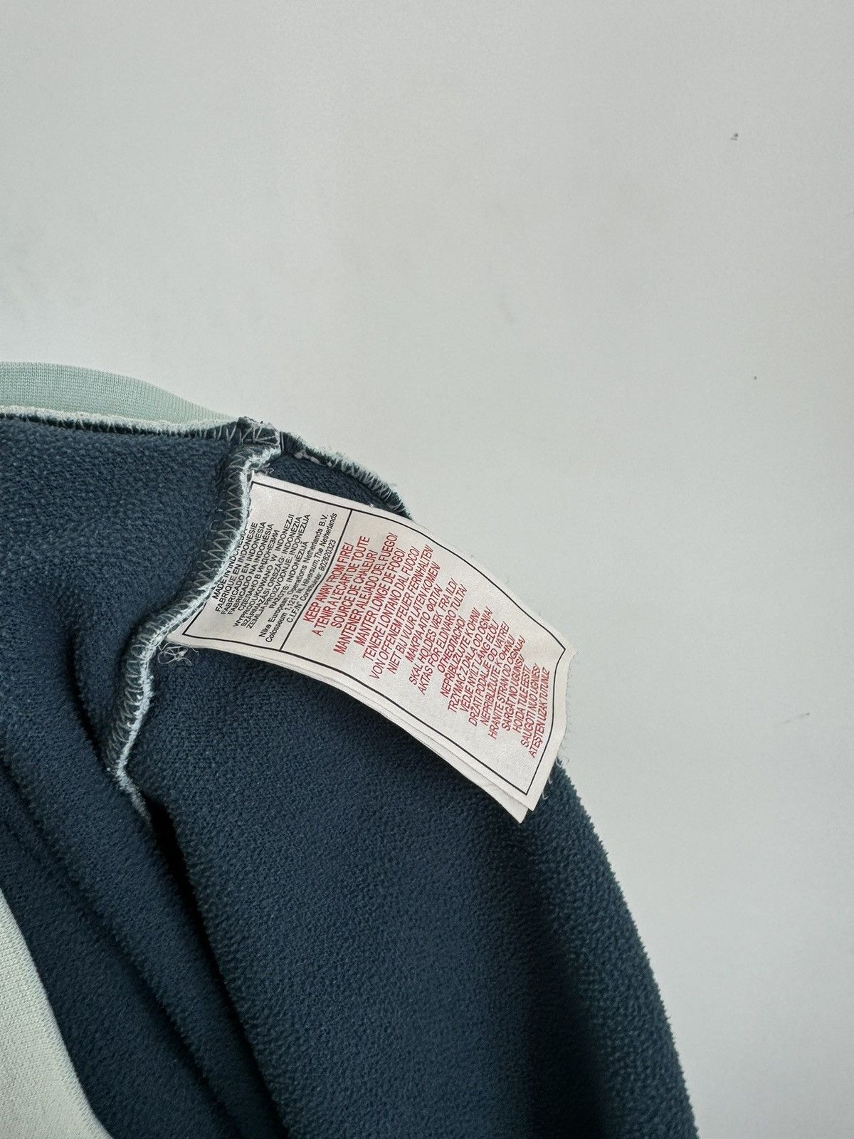 Vintage Vintage Nike Air 72 Big Logo Hoodie Silver Tag Size US XL / EU 56 / 4 - 6 Thumbnail