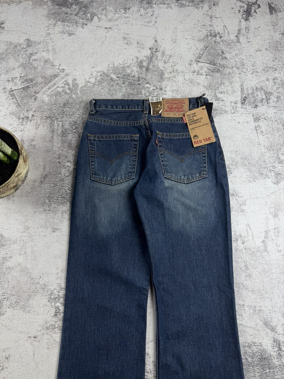 Levi's Levi’s 575 NEW W28 L32 Standard Fit Red Tab Blue Button Fly Denim Jeans Trousers Size 28" / US 6 / IT 42 - 6 Thumbnail