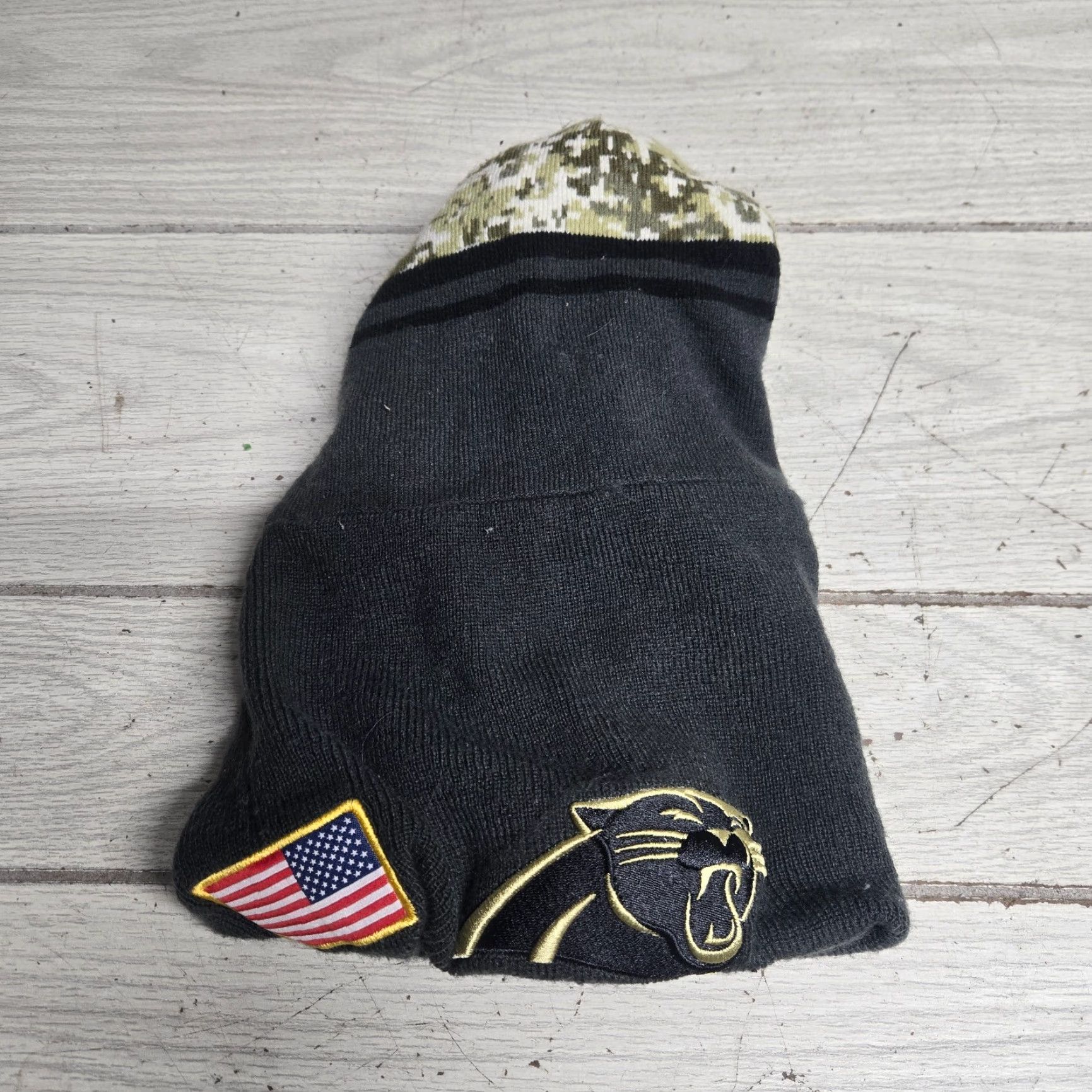 New Era New Era Beanie Hat One Size Cap Black - Classic Logo Pom Size US 35 - 2 Thumbnail