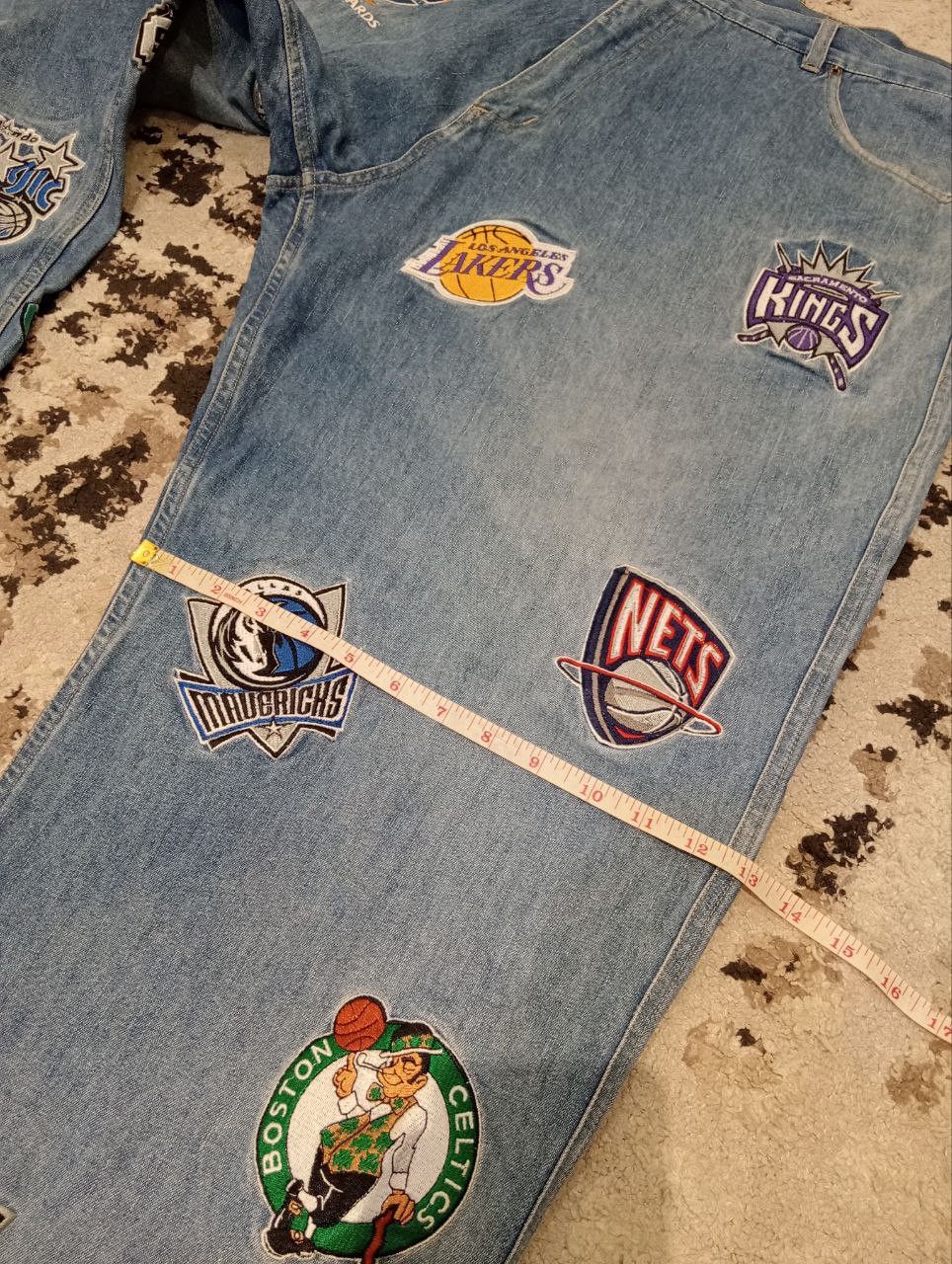 UNK NBA NWOT store Vintage Jeans Embroidered Brooklyn Nets- Size 36 x 34 Suede Patches