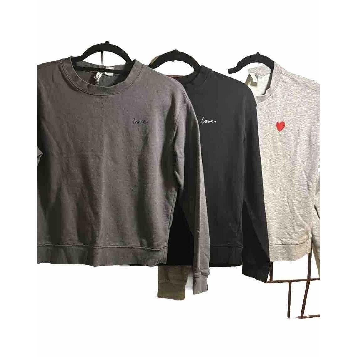 Divided LOT-Divided LOVE Sweatshirt Woman’s Size Small Gray,Black Size S / US 4 / IT 40 - 1 Thumbnail