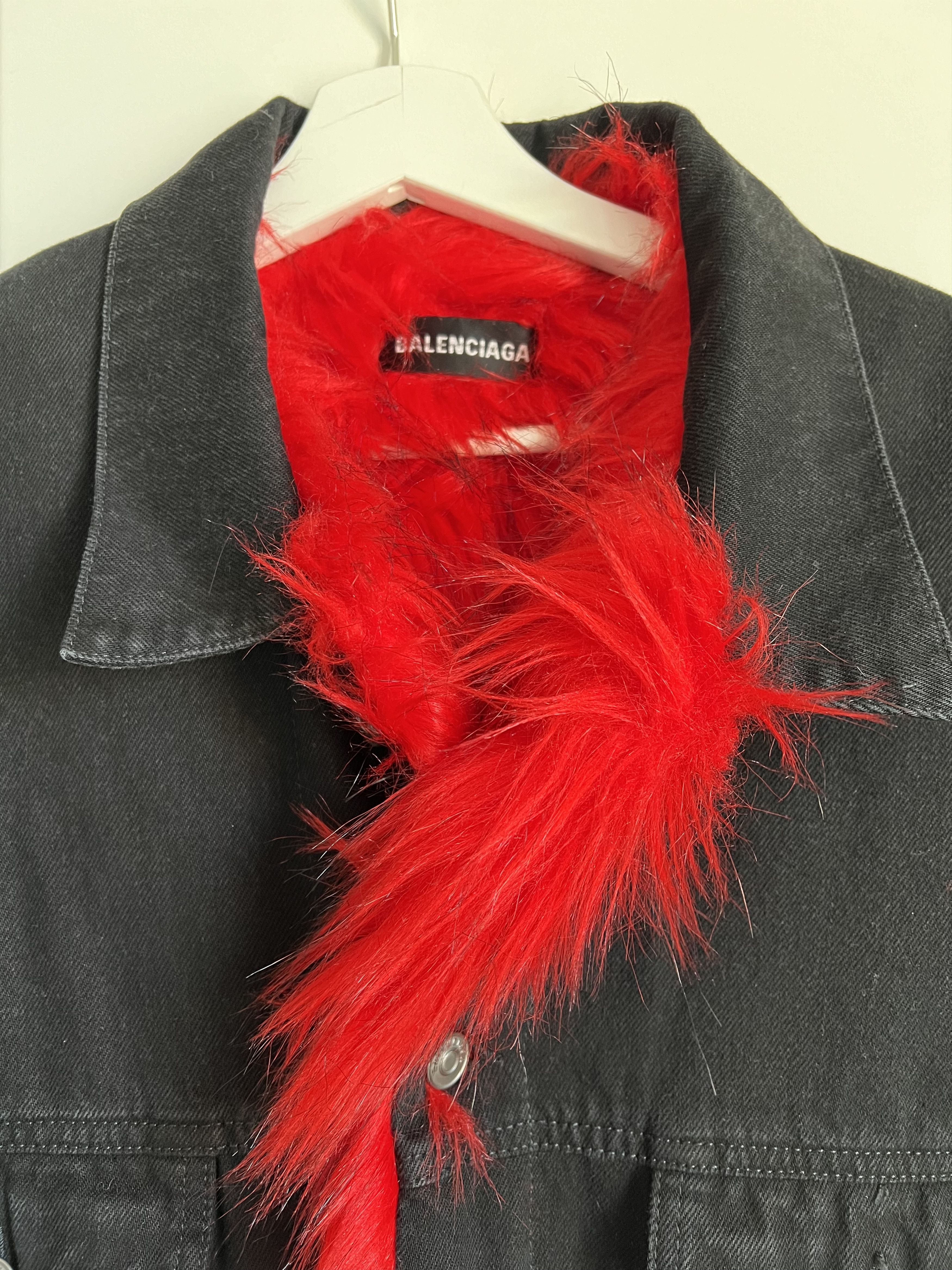Balenciaga BALENCIAGA DENIM TRUCKER FUR SHEARLING 50 Size US M / EU 48-50 / 2 - 2 Thumbnail