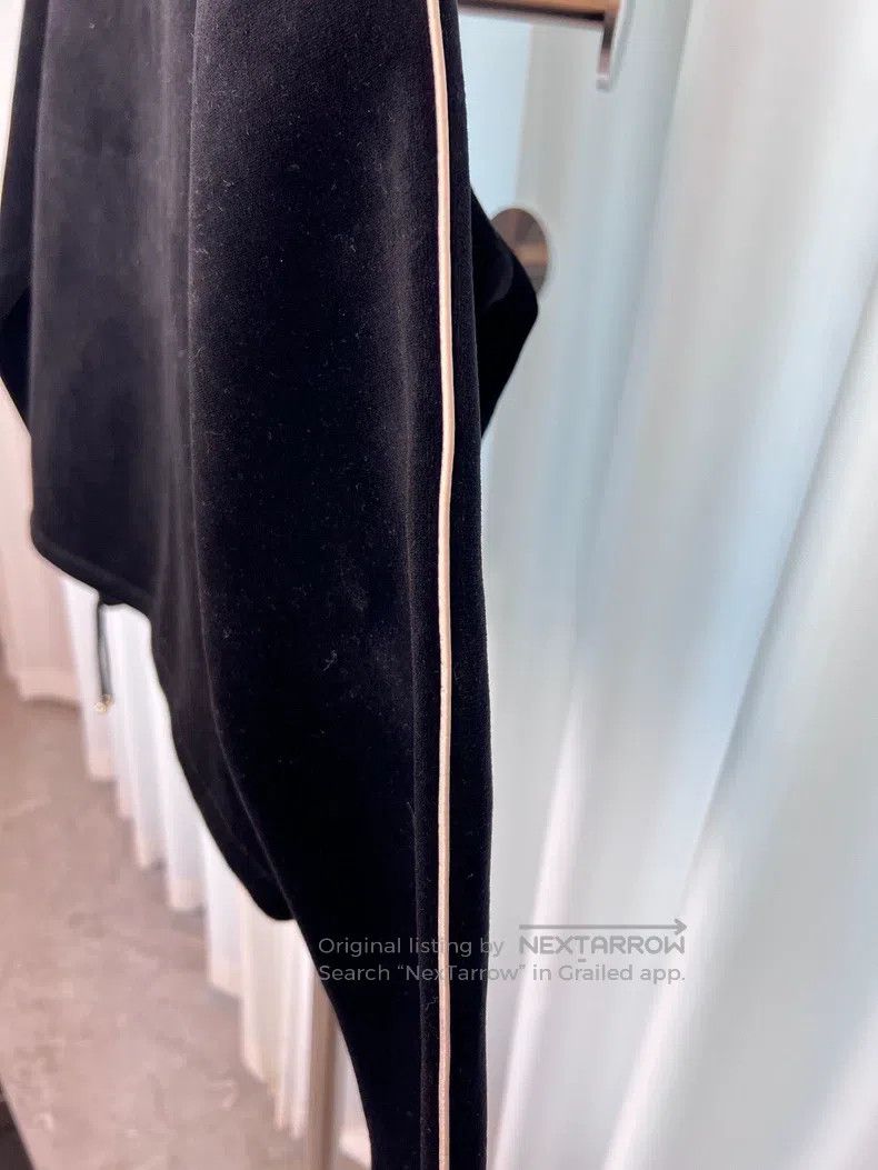 Other Chanel Velvet jacket sports style hoodie jacket Size M / US 6-8 / IT 42-44 - 5 Thumbnail