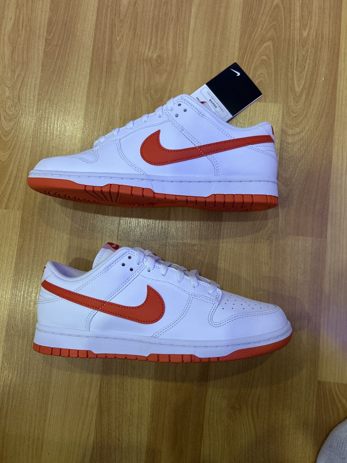 Nike Nike dunk low picante red Size US 8.5 / EU 41-42 - 2 Thumbnail