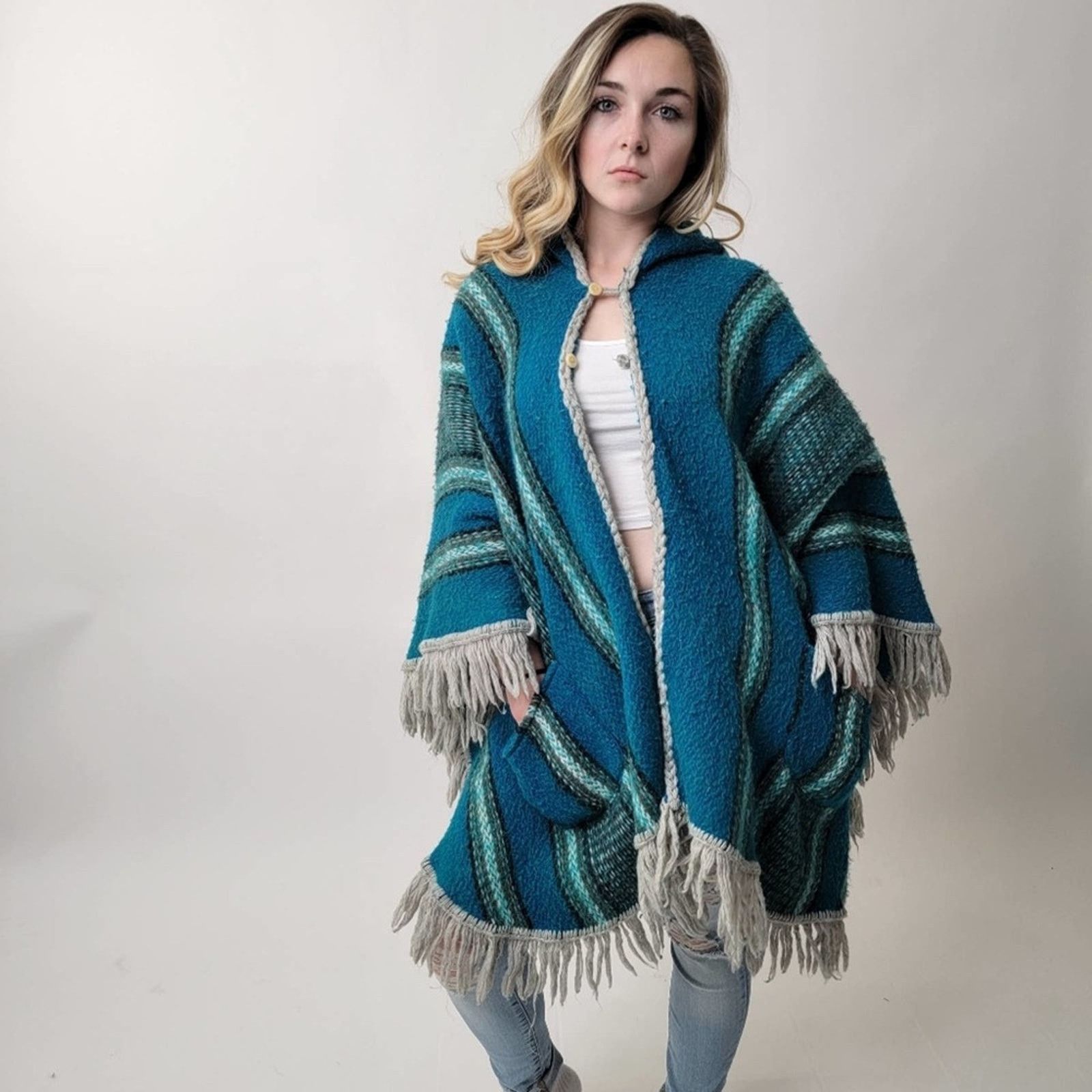 Vintage One of a Kind 70's Mod Knit Fringe Poncho Shrug Size ONE SIZE - 1 Thumbnail