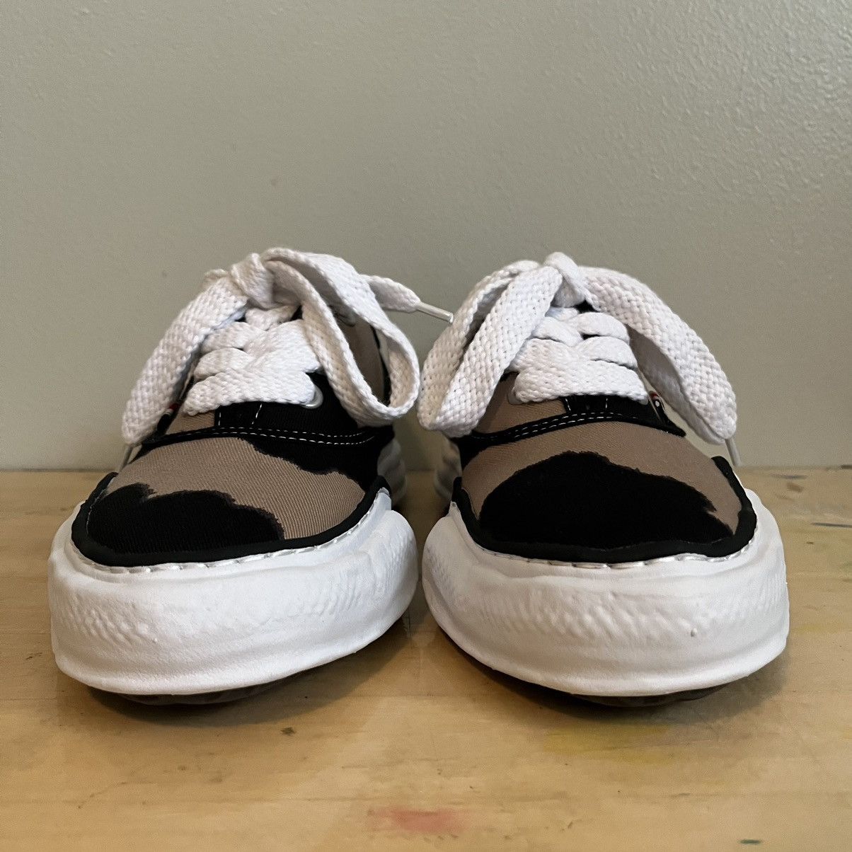 Maison MIHARA YASUHIRO Cow Print Baker Low Shoe Size US 8 / EU 41 - 7 Thumbnail